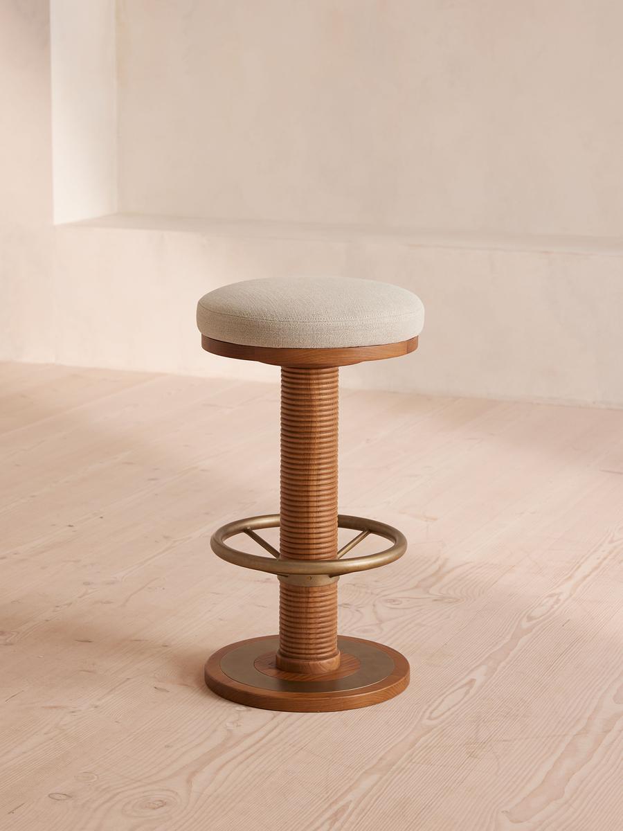 HighHopes Stool